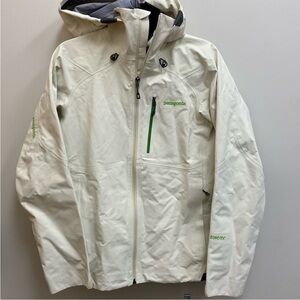 Patagonia Off-White Jacket with Green Details